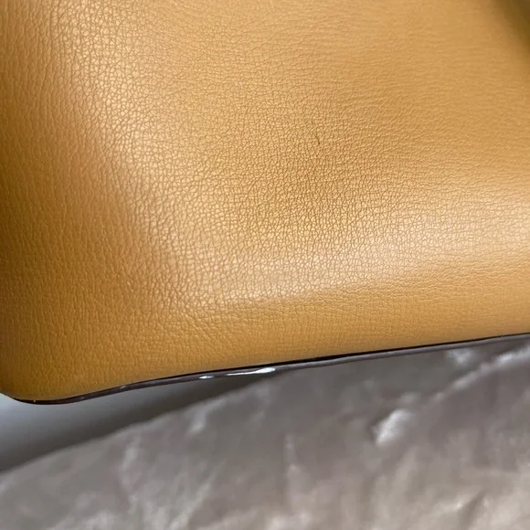 Coach Camel/Tan/Brown Leather Tote Bag - Picture 8 of 16